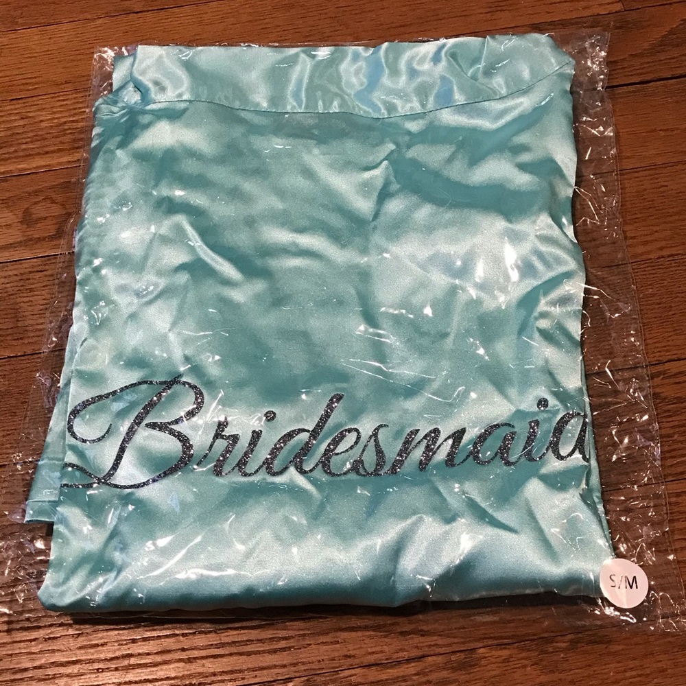 Bridesmaid robe